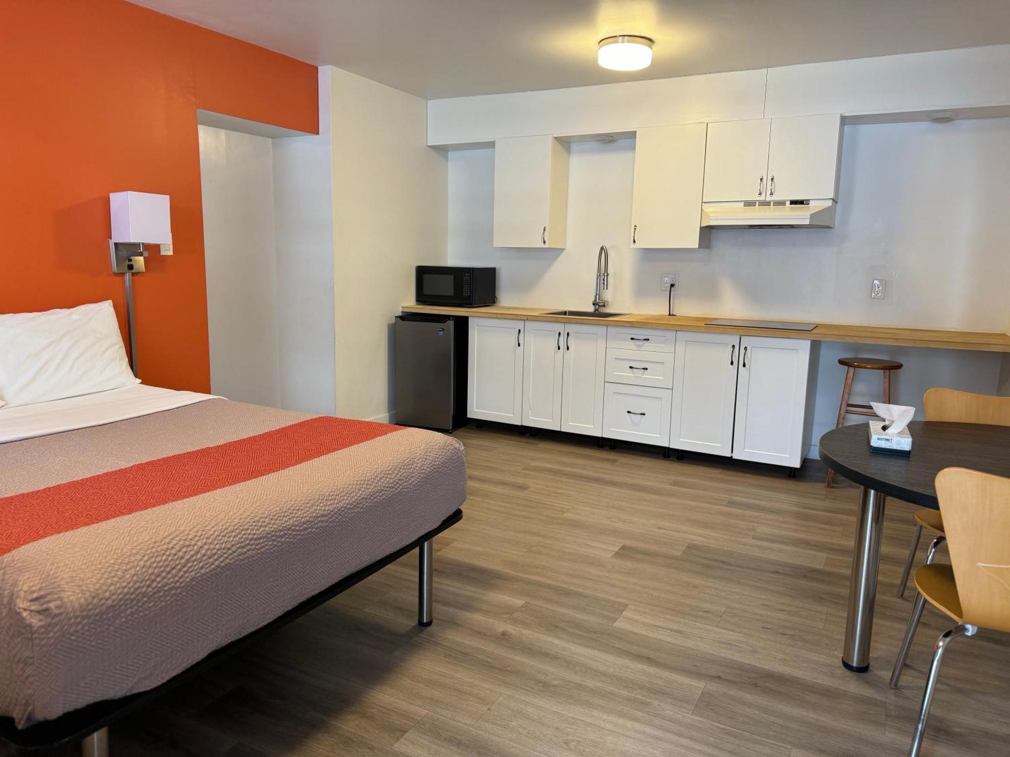 Motel 6-Moncton, Nb Bagian luar foto