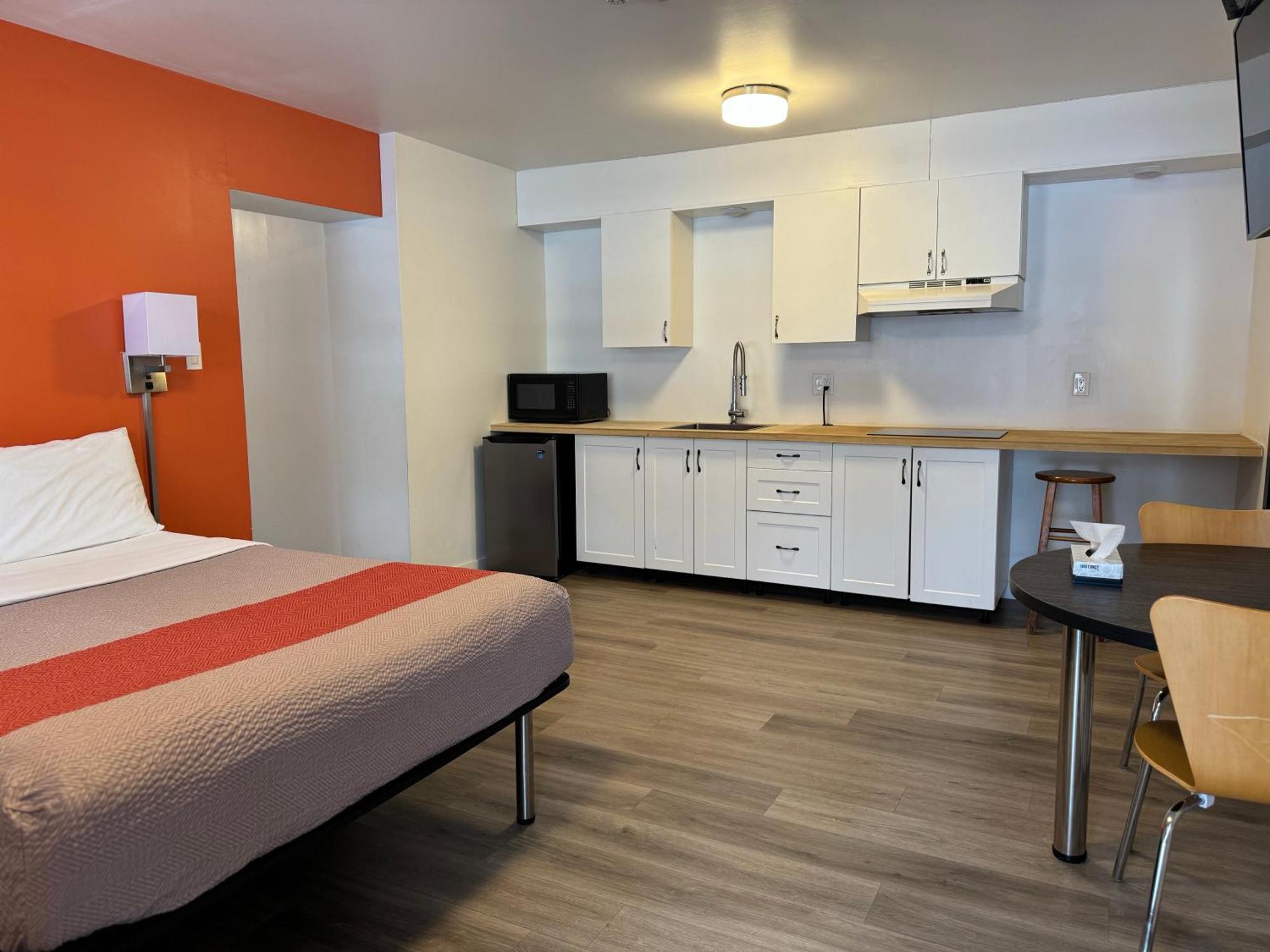 Motel 6-Moncton, Nb Bagian luar foto