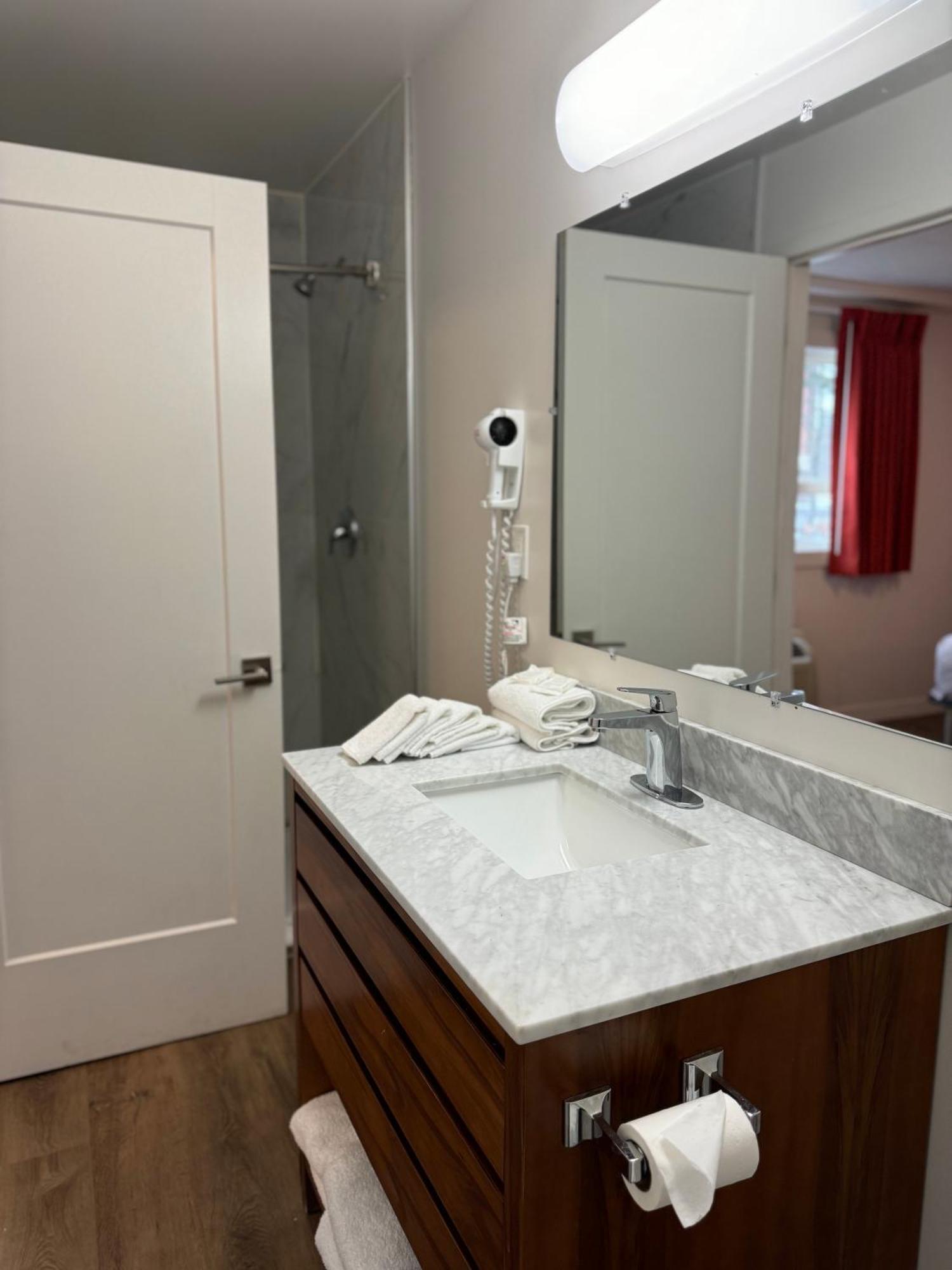 Motel 6-Moncton, Nb Bagian luar foto