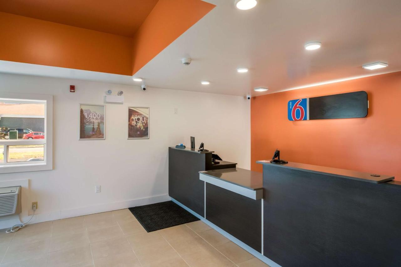 Motel 6-Moncton, Nb Bagian luar foto